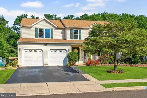 11 Pickering Bnd, Langhorne, PA 19047