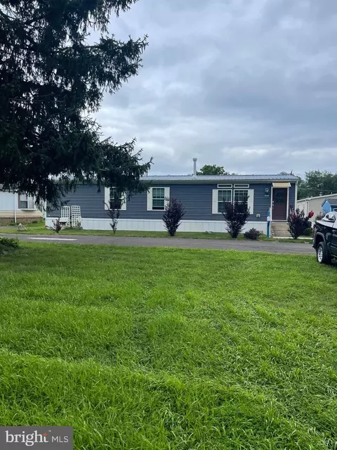 3581 Aster Ave, Feasterville Trevose, PA 19053