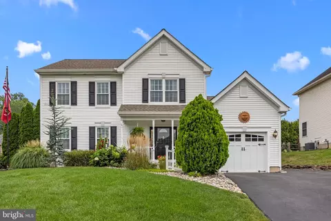 301 Grand Ave, Langhorne, PA 19047