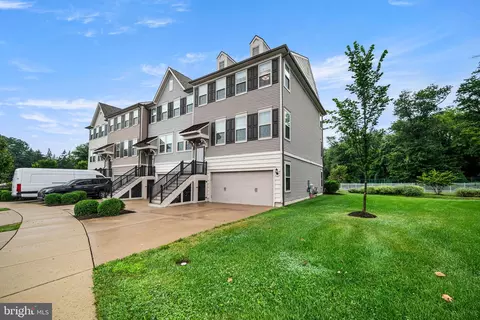 Other - 464 Rowan St, Warminster, PA 18974 photo 1 of 9