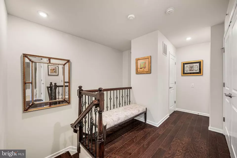 Entry Way - 464 Rowan St, Warminster, PA 18974 photo 4 of 8