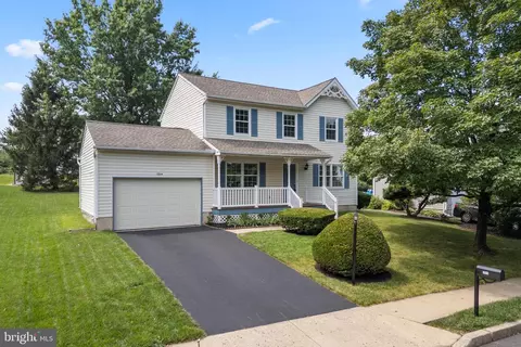 1014 Morgan Ln, Perkasie, PA 18944