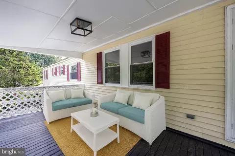 400 Laurel Run Dr, Quakertown, PA 18951