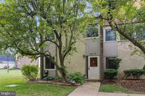 4948 Oxford Ct, Bensalem, PA 19020
