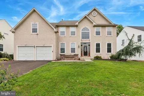 227 Beech Ln, Perkasie, PA 18944