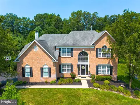 3937 Trails Way W, Doylestown, PA 18902