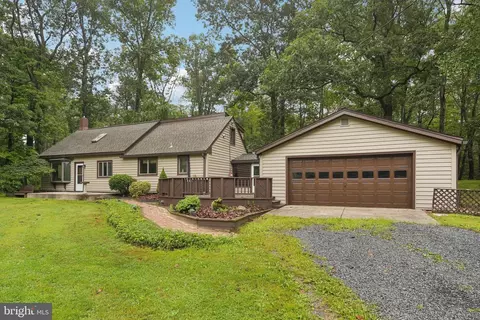 20 Natures Way, Upper Black Eddy, PA 18972