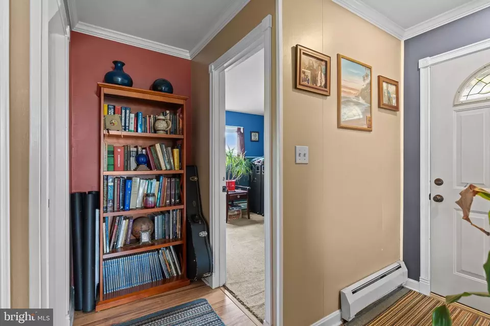Entry Way - 67 Greenbriar Rd, Levittown, PA 19057 photo 2 of 3