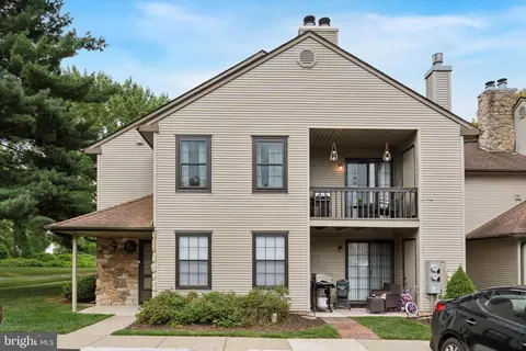 284 Sassafras Ct, Warrington, PA 18976