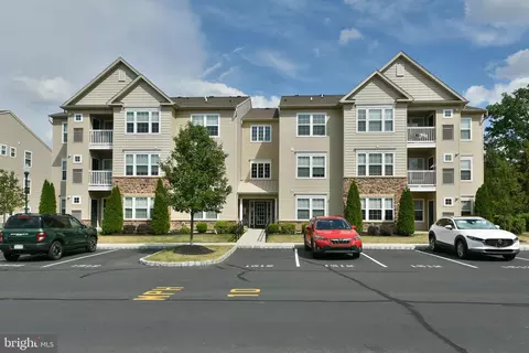 1512 Moore St #104, Bristol, PA 19007