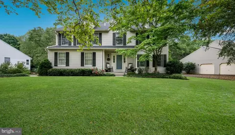 117 Steeplechase Dr, Doylestown, PA 18901