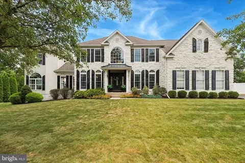 803 Sweet Cherry St, Warrington, PA 18976