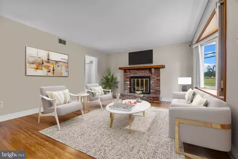 1605 Old Lincoln Hwy, Langhorne, PA 19047