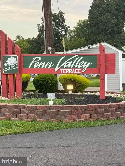 3340 Azalea Ave, Feasterville Trevose, PA 19053