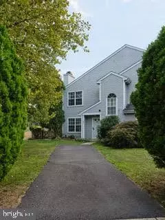 99 Carousel Cir, Doylestown, PA 18901