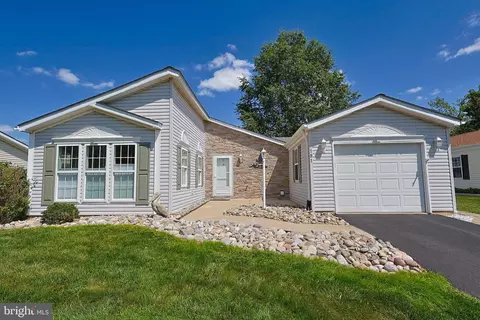 191 Cardinal Ct S, New Hope, PA 18938