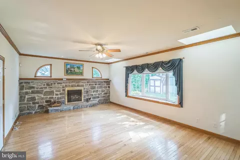 892 Phillips Rd, Warminster, PA 18974 photo 7