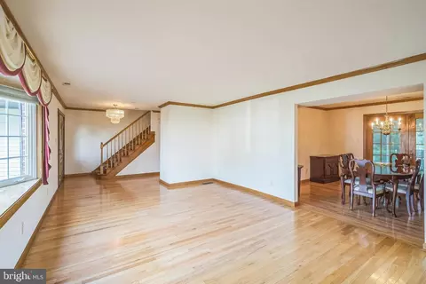 892 Phillips Rd, Warminster, PA 18974 photo 8