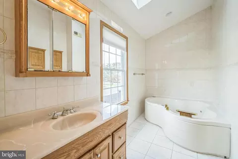892 Phillips Rd, Warminster, PA 18974 photo 20