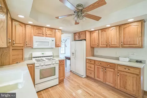 892 Phillips Rd, Warminster, PA 18974 photo 12