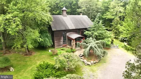 1286 Bridgeton Hill Rd, Upper Black Eddy, PA 18972