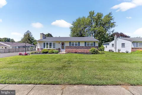 2006 Herrick Ave, Feasterville Trevose, PA 19053
