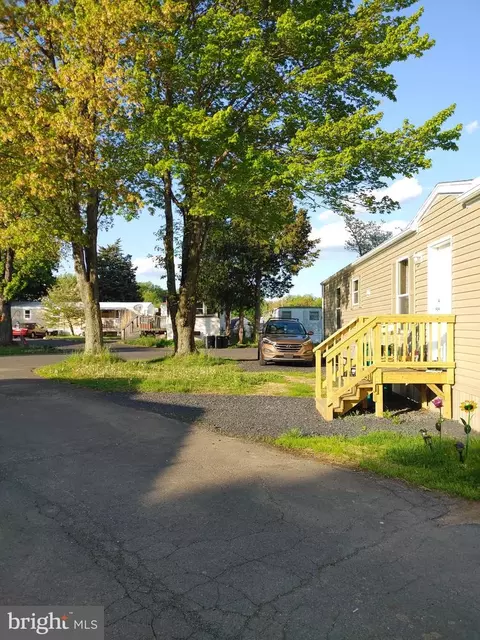 1446 Gibson Rd #D50, Bensalem, PA 19020