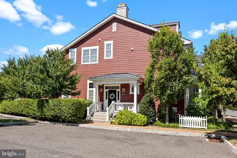 1849 Windflower Ln, Yardley, PA 19067