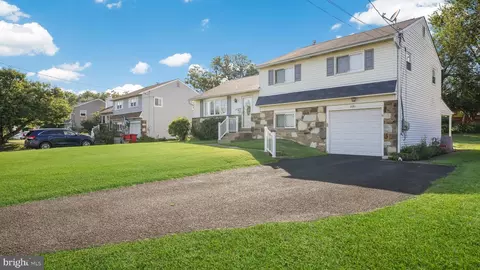 Other - 1075 Roberts Rd, Warminster, PA 18974 photo 1 of 10