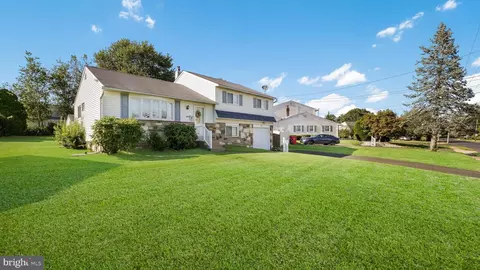 View/Area - 1075 Roberts Rd, Warminster, PA 18974 photo 1 of 1