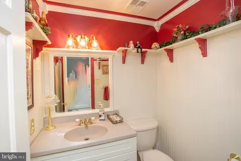 Bath - 2018 Buckingham Dr, Jamison, PA 18929 photo 1 of 2