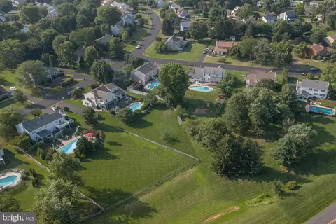 View/Area - 2018 Buckingham Dr, Jamison, PA 18929 photo 2 of 2