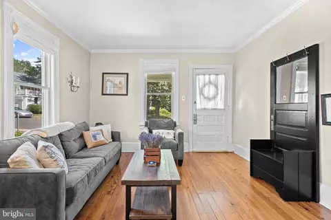 Entry Way - 79 Hillside Ave, Doylestown, PA 18901 photo 1 of 4
