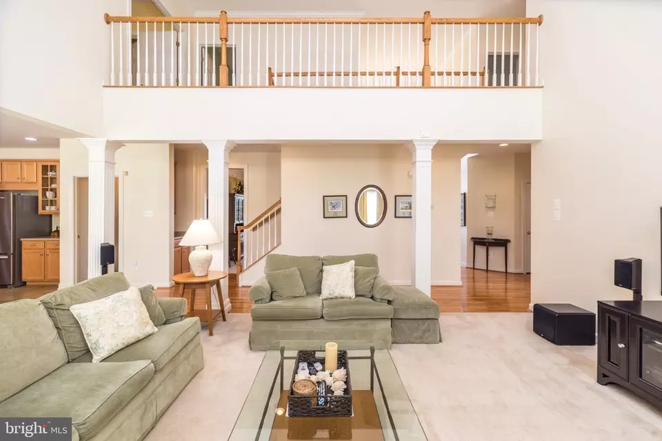 Living - 1813 Sycamore Dr, Quakertown, PA 18951 photo 5 of 5