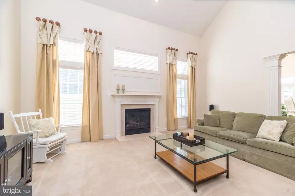 Living - 1813 Sycamore Dr, Quakertown, PA 18951 photo 1 of 5