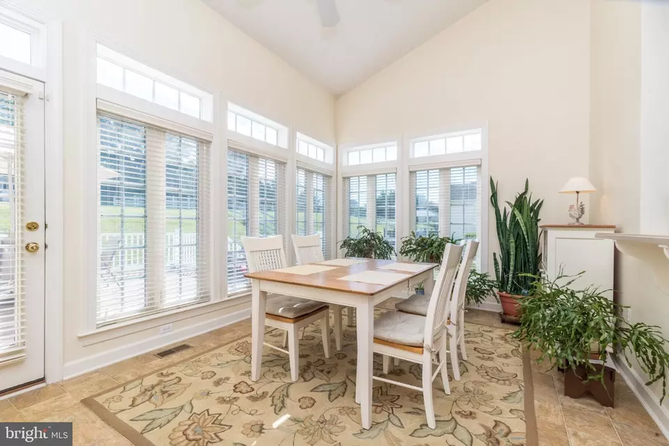 Dining - 1813 Sycamore Dr, Quakertown, PA 18951 photo 3 of 7