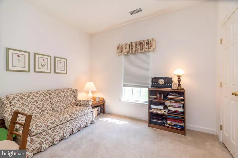 Bedroom - 1813 Sycamore Dr, Quakertown, PA 18951 photo 4 of 4