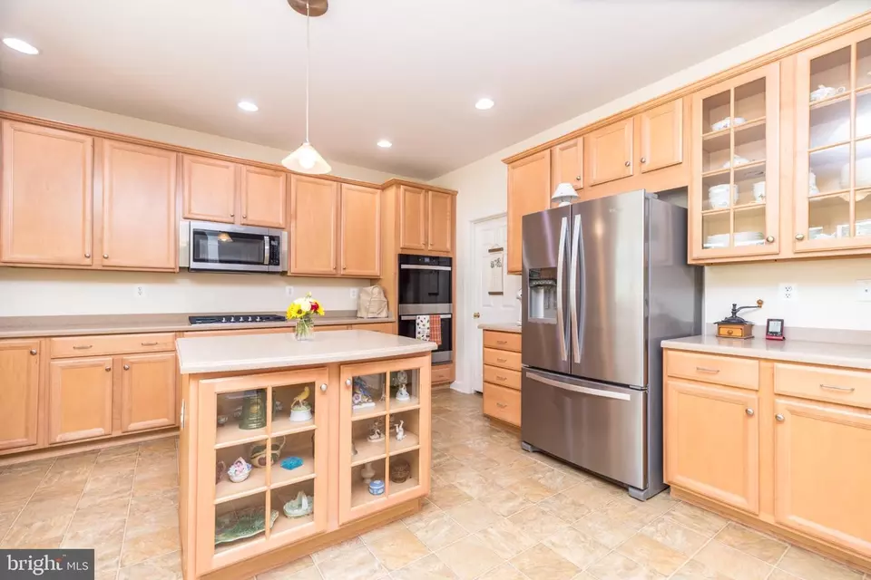 Kitchen - 1813 Sycamore Dr, Quakertown, PA 18951 photo 1 of 7