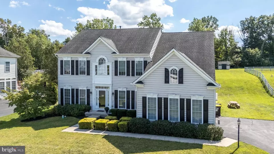 Exterior - 1813 Sycamore Dr, Quakertown, PA 18951 photo 7 of 8