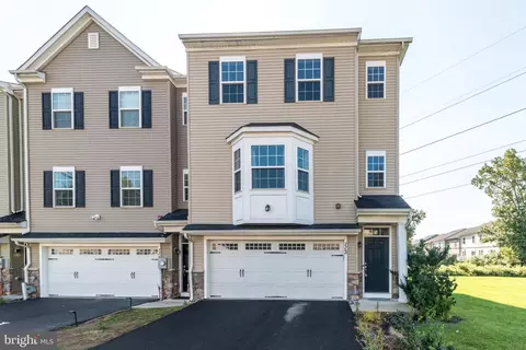 113 Carters Mill Rd, Feasterville Trevose, PA 19053