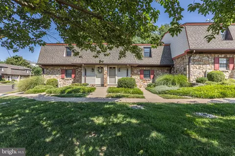 440 S State St #D3, Newtown, PA 18940