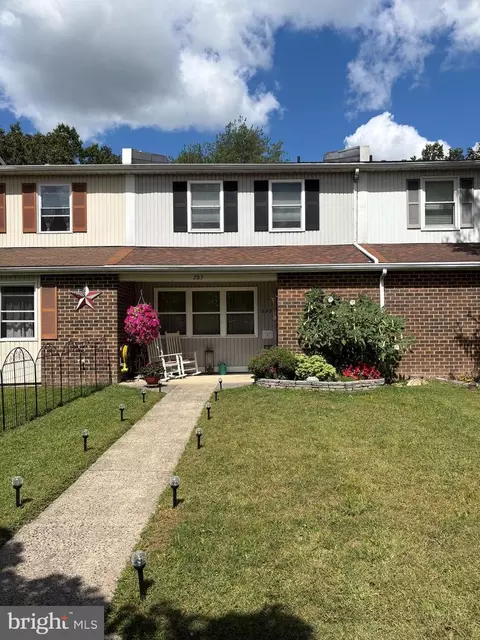 283 Johnson Ln, Quakertown, PA 18951