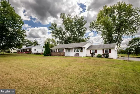 926 Callowhill Rd, Perkasie, PA 18944