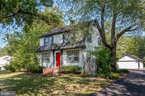 505 E State St, Doylestown, PA 18901
