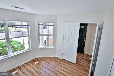 Entry Way - 128 Progress Dr, Doylestown, PA 18901 photo 2 of 15
