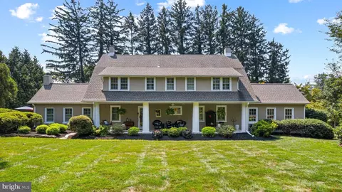 2116 N Crescent Blvd, Yardley, PA 19067