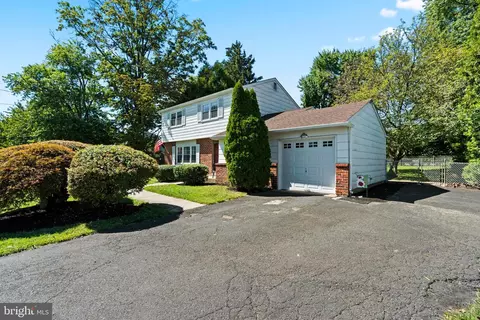 1310 Dennis Rd, Southampton, PA 18966