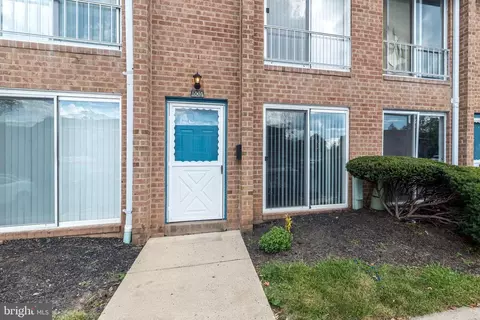 503 Germantown Ct, Warminster, PA 18974