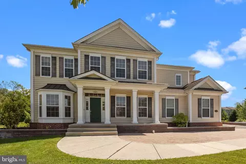 1164 William Penn Dr, Bensalem, PA 19020