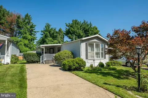 6124 Clearview Ave, Bensalem, PA 19020